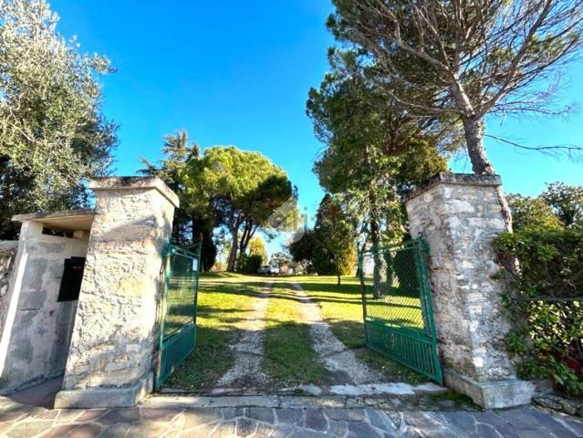Villetta indipendente in vendita di 280 m² in Viale Italia, 16