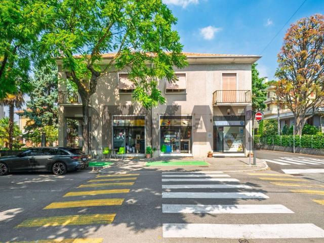 Villetta indipendente in vendita di 280 m² in Viale Stelvio, 22