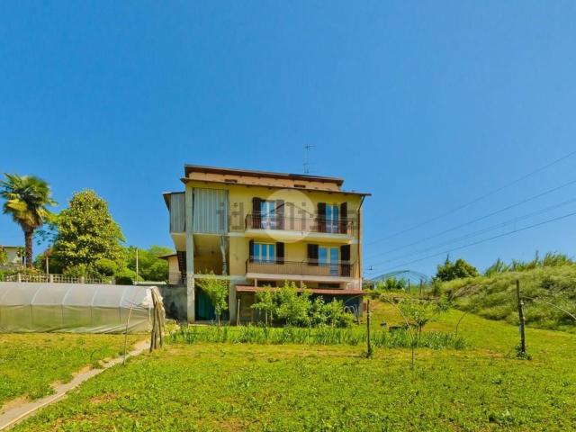 Villetta indipendente in vendita di 280 m² in Strada Fontana Operti, 12