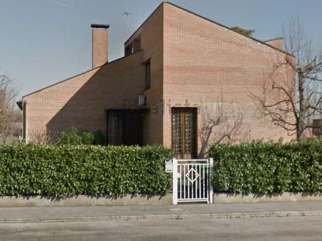 Villetta indipendente in vendita di 281 m² in Via Treviso, 12