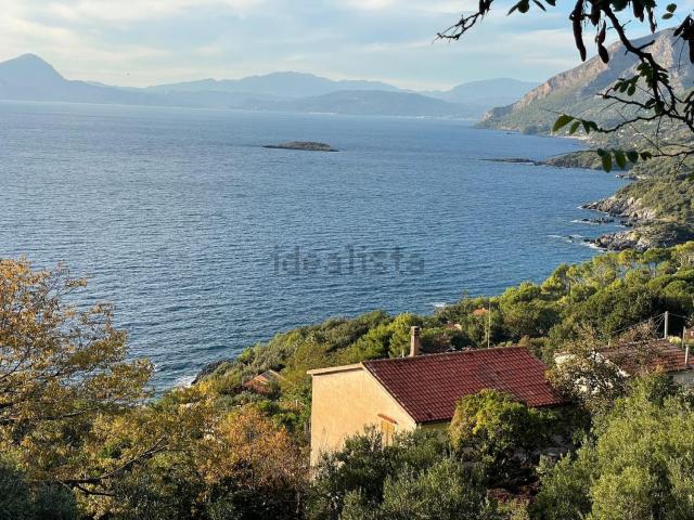 Villetta indipendente in vendita di 282 m² in Via citrosello