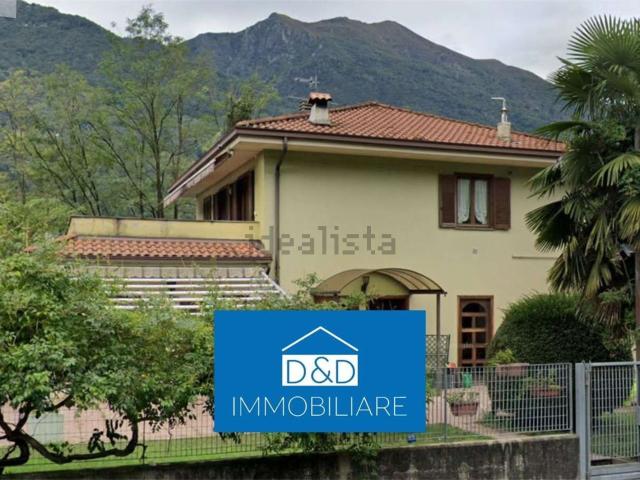 Villetta indipendente in vendita di 282 m² in Via alle Brughiere, 33