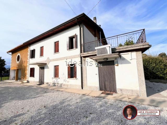 Villetta indipendente in vendita di 282 m² in Via Salvatoronda