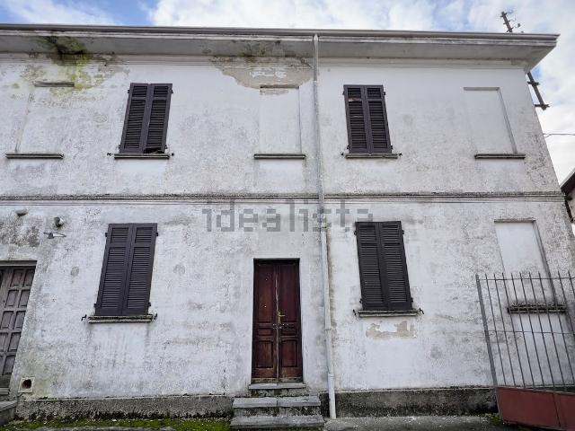Villetta indipendente in vendita di 282 m² in Località CASCINA BERTINELLA NUOVA