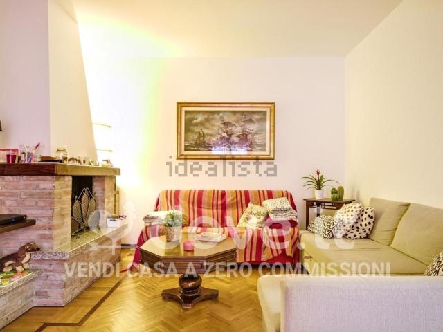 Villetta indipendente in vendita di 284 m² in Via Brizio Petrucci, 74