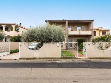 Villetta indipendente in vendita di 285 m² in Via Eleonora d&apos arborea, 17