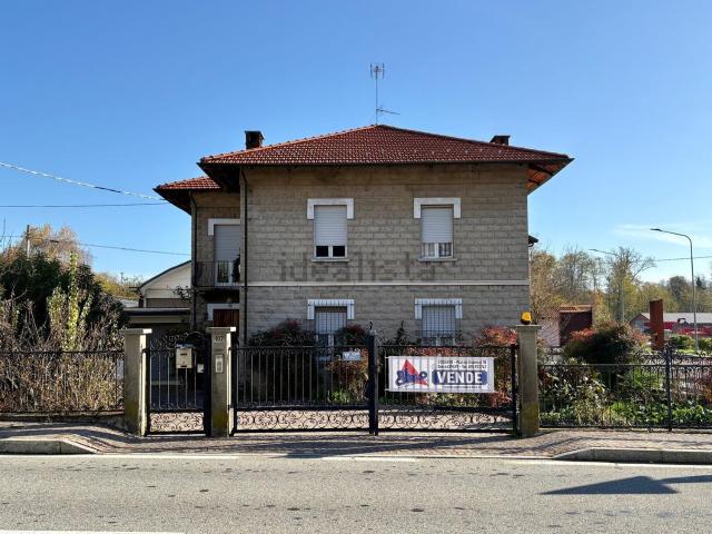 Villetta indipendente in vendita di 285 m² in Via Torino, 102