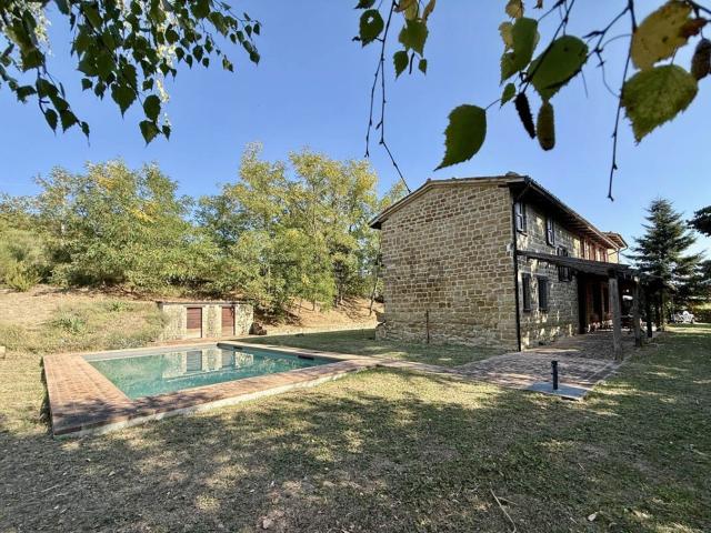 Villetta indipendente in vendita di 285 m² in Contrada Collina, 15