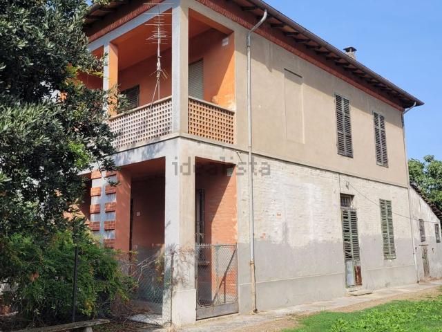 Villetta indipendente in vendita di 287 m² in Via Taverna