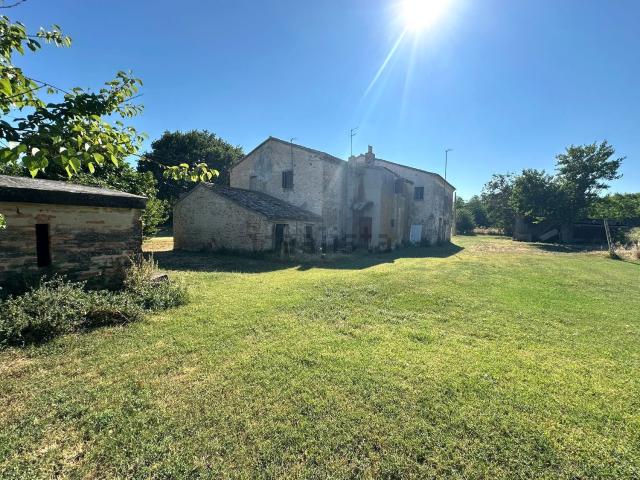 Villetta indipendente in vendita di 288 m² in Via Betellico