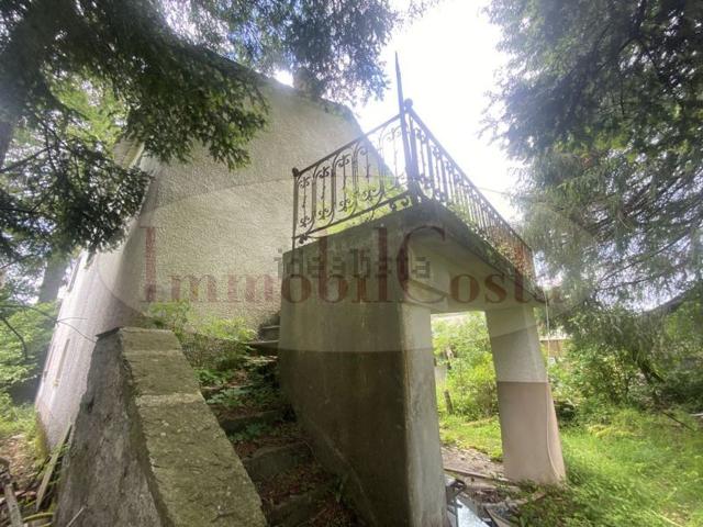 Villetta indipendente in vendita di 288 m² in Località Giaiette