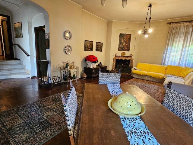 Villetta indipendente in vendita di 289 m²