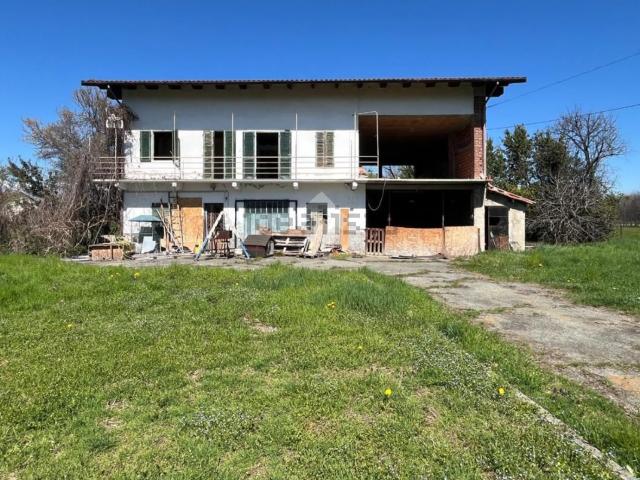 Villetta indipendente in vendita di 289 m² in Via Gamberi, 41