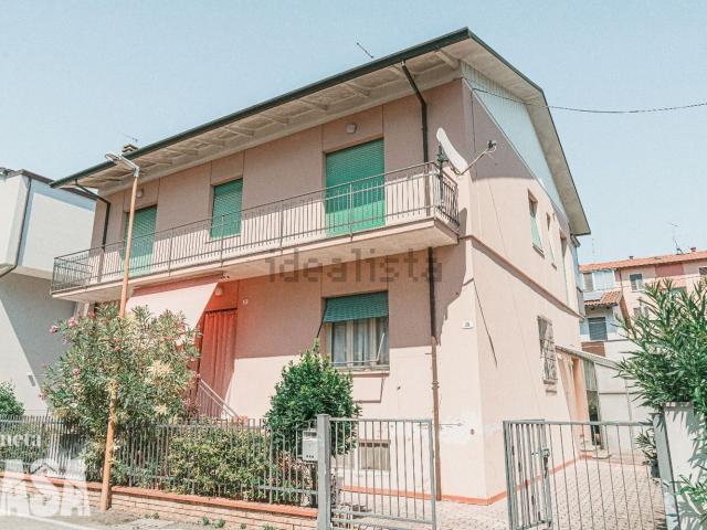 Villetta indipendente in vendita di 289 m² in Via Giovanni Verga, 25