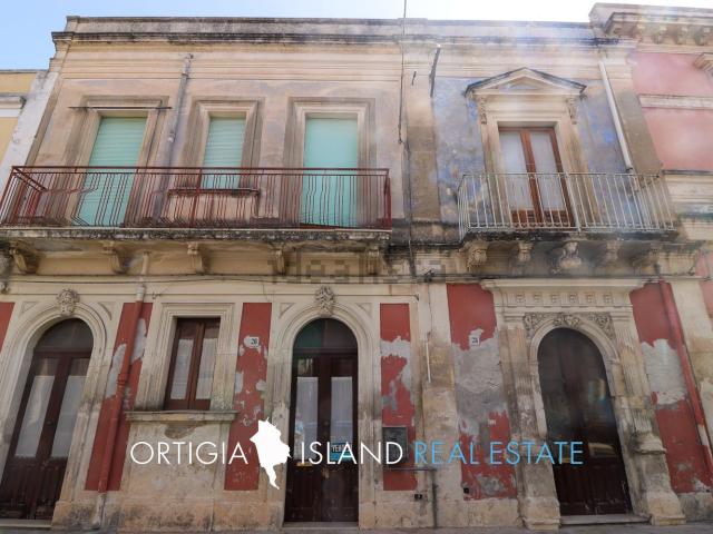 Villetta indipendente in vendita di 290 m²