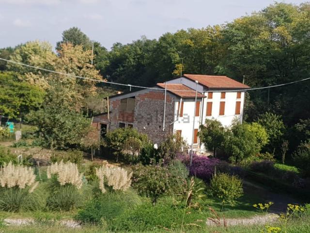 Villetta indipendente in vendita di 290 m²