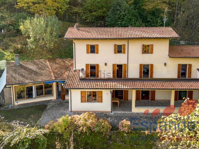 Villetta indipendente in vendita di 290 m²