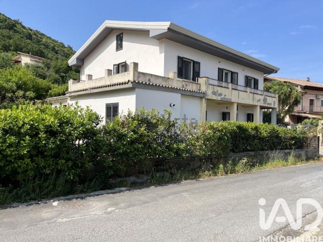 Villetta indipendente in vendita di 290 m² in Via Campo, 45