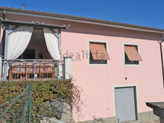 Villetta indipendente in vendita di 290 m² in Via Aulla, 147
