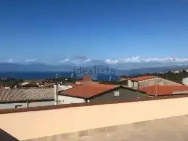 Villetta indipendente in vendita di 290 m² in Via Gravazio
