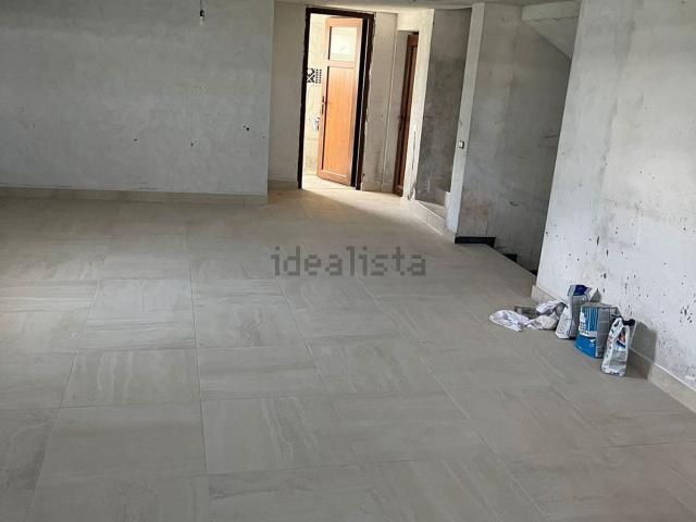Villetta indipendente in vendita di 290 m² in Via del Rio