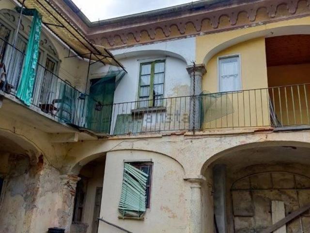 Villetta indipendente in vendita di 290 m² in Via Libertà