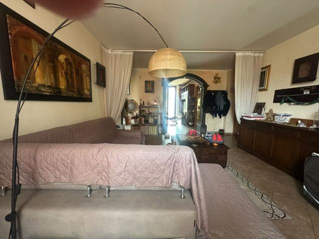 Villetta indipendente in vendita di 290 m² in Via San Paolo