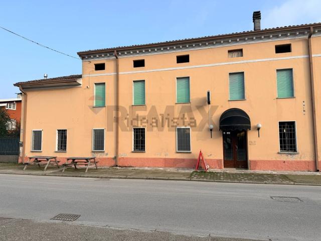 Villetta indipendente in vendita di 290 m² in Via Villa Belgiardino, 19