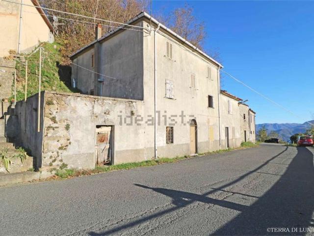 Villetta indipendente in vendita di 290 m² in Località Arzelato