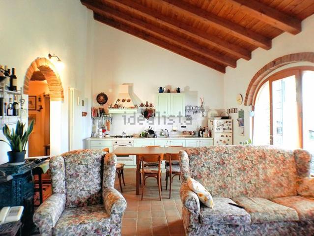 Villetta indipendente in vendita di 290 m² in Località dorera