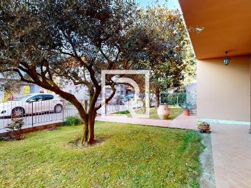 Villetta indipendente in vendita di 291 m² in Traversa Erminio Salvatori, 5