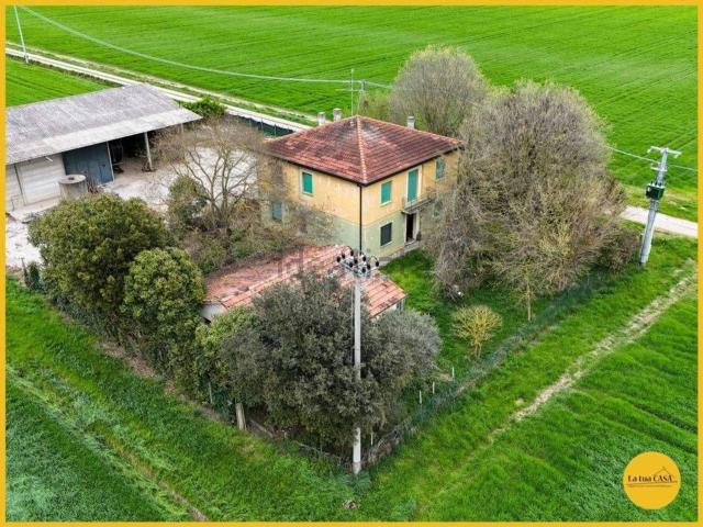 Villetta indipendente in vendita di 291 m² in Via Fiume Vecchio, 231