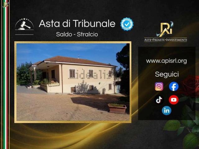 Villetta indipendente in vendita di 291 m² in Via Luisa Baccaria, 13