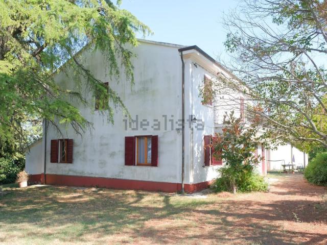 Villetta indipendente in vendita di 291 m² in Via San Donato, 21