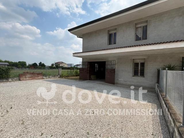 Villetta indipendente in vendita di 291 m² in Via Postumia di Levante