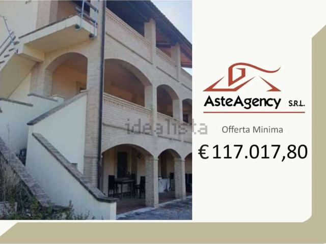Villetta indipendente in vendita di 291 m² in Frazione Bellisio Percozzone, 124