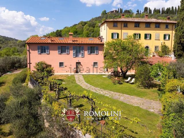 Villetta indipendente in vendita di 292 m²