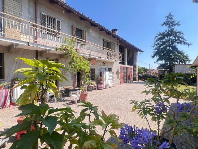 Villetta indipendente in vendita di 293 m² in Via Nazionale
