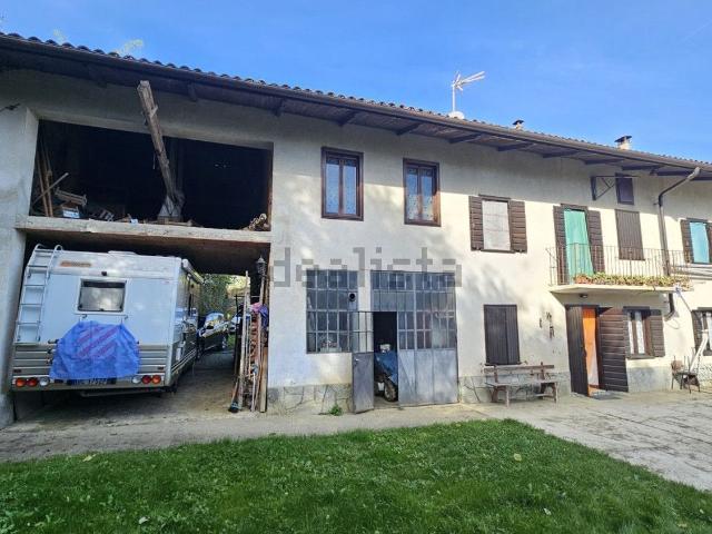 Villetta indipendente in vendita di 293 m² in Località Bricco Rampone, 22