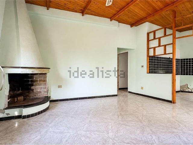 Villetta indipendente in vendita di 294 m² in Via IV Novembre