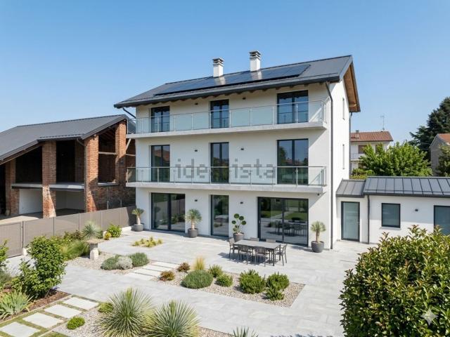 Villetta indipendente in vendita di 294 m² in Via Camerona, 7
