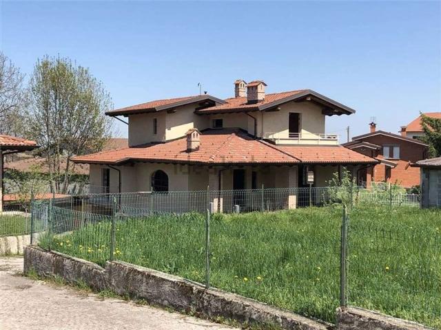Villetta indipendente in vendita di 294 m² in Via Provvidenza, 15
