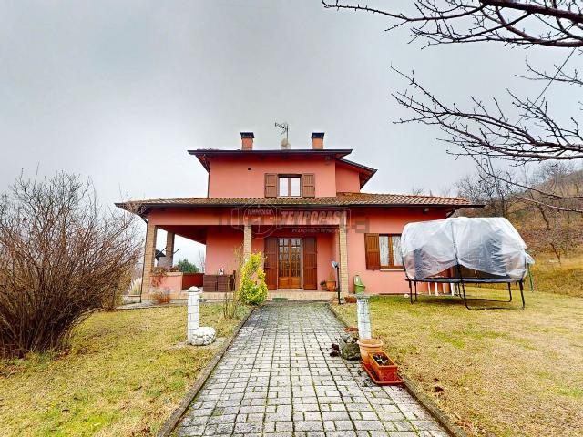 Villetta indipendente in vendita di 295 m²