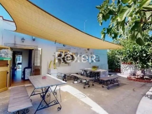 Villetta indipendente in vendita di 295 m² in Contrada Vina
