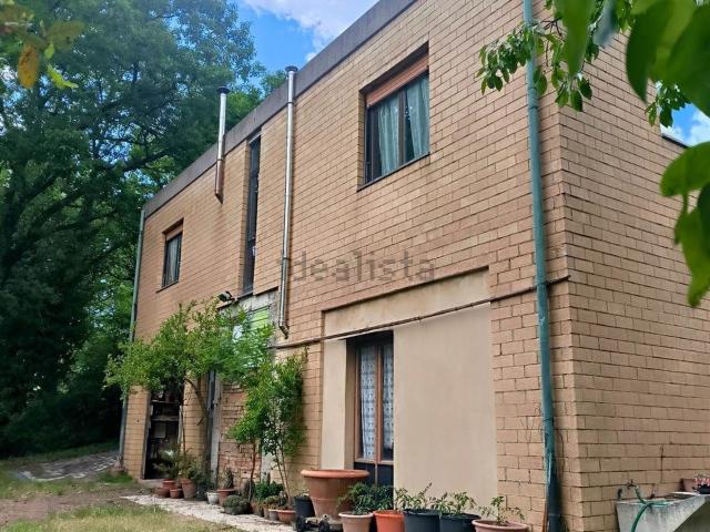 Villetta indipendente in vendita di 295 m² in Strada Senza Nome, 20