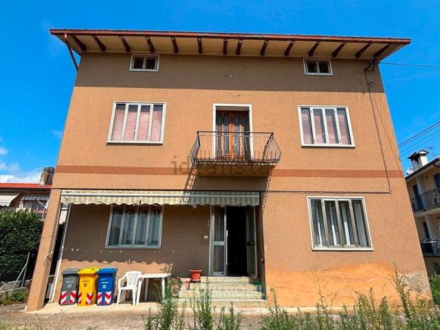 Villetta indipendente in vendita di 296 m² in Via Valle in Piano, 1