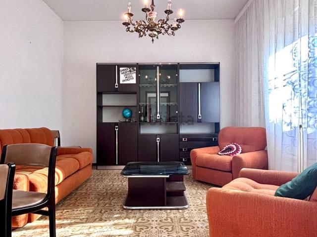 Villetta indipendente in vendita di 298 m²