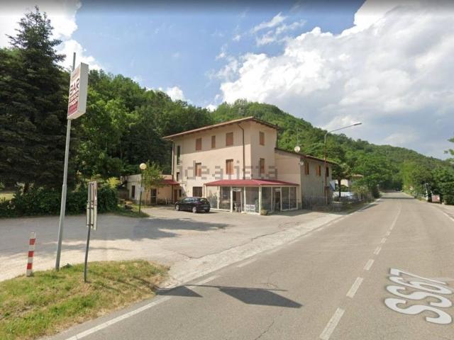 Villetta indipendente in vendita di 298 m² in Via Campo Maggio
