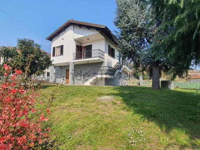 Villetta indipendente in vendita di 299 m²