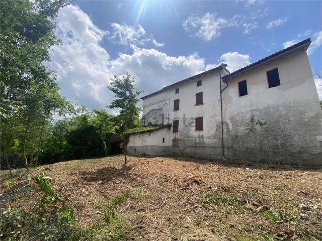 Villetta indipendente in vendita di 3000 m²